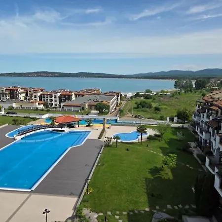 градина Lejlighed Chernomorets